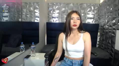 Snapshot of victoria017 chatting on 09-26-25, 03:10 Victoria online show from 09-26-25, 03:10