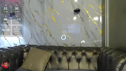 Snapshot of victoria017 chatting on 10-20-25, 03:51 Victoria online show from 10-20-25, 03:51