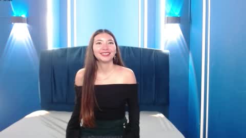 Snapshot of victoria017 chatting on 11-09-25, 05:39 Victoria online show from 11-09-25, 05:39