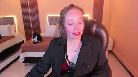 Snapshot of victoria__blake chatting on 06-27-26, 07:30 victoria__blake online show from 06-27-26, 07:30