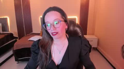Snapshot of victoria__blake chatting on 07-06-26, 07:38 victoria__blake online show from 07-06-26, 07:38