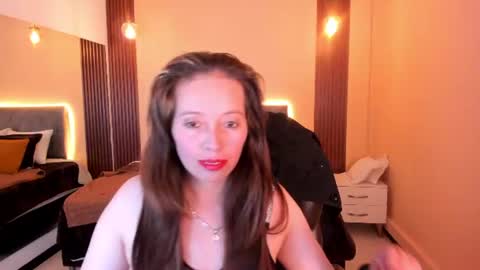 Snapshot of victoria__blake chatting on 07-18-26, 07:39 victoria__blake online show from 07-18-26, 07:39