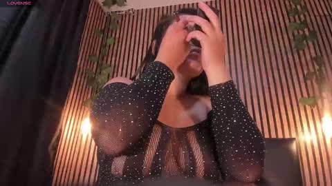 Snapshot of victoria__ponce chatting on 03-06-25, 10:26 victorira online show from 03-06-25, 10:26
