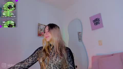 Snapshot of victoria_alien chatting on 05-22-26, 03:39 Victoria independent model online show from 05-22-26, 03:39