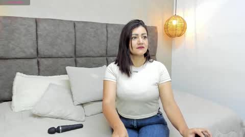 victoria  online show from 11-02-25, 12:18