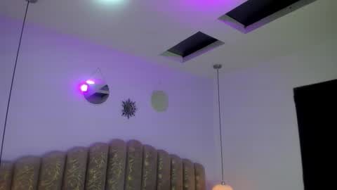 valentina online show from 02-20-26, 12:05