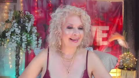 Snapshot of victoria_dior chatting on 04-28-26, 05:40 diorvictoria9 online show from 04-28-26, 05:40