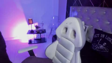 victoria_floyd1 online show from 04-09-26, 12:54