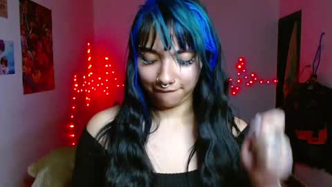 Snapshot of victoria_goddes chatting on 04-22-26, 04:15 victoria online show from 04-22-26, 04:15