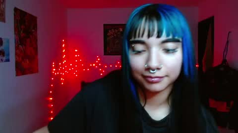 Snapshot of victoria_goddes chatting on 05-04-26, 05:03 victoria online show from 05-04-26, 05:03
