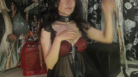 Snapshot of victoria_hh chatting on 03-31-26, 09:04 Victoria online show from 03-31-26, 09:04