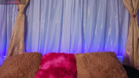 Victoria  online show from 01-10-26, 02:02