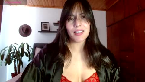 Snapshot of victoria_martelo chatting on 05-13-26, 06:16 VICTORIA MARTELO online show from 05-13-26, 06:16