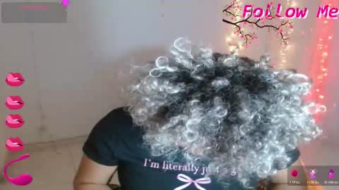 VICKY online show from 02-11-26, 07:08