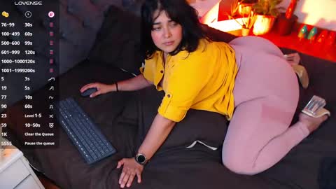 Snapshot of victoria_monteroo chatting on 06-10-26, 12:44 Call me Vic online show from 06-10-26, 12:44