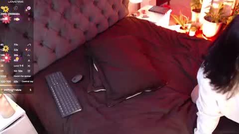 Snapshot of victoria_monteroo chatting on 07-10-26, 12:59 Call me Vic online show from 07-10-26, 12:59