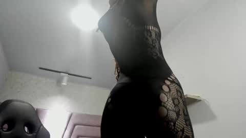 Vicky  online show from 11-08-25, 07:01