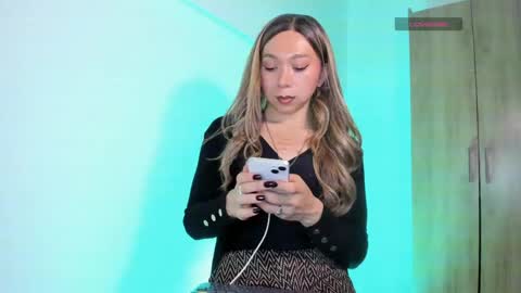Snapshot of victoria_qq chatting on 06-06-26, 09:08 D A N I online show from 06-06-26, 09:08