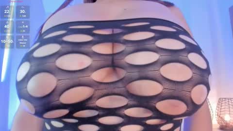 Snapshot of victoria_vallejo chatting on 12-07-24, 02:46 victoria online show from 12-07-24, 02:46