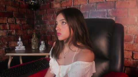 victoriaa2_doll online show from 04-10-26, 11:15