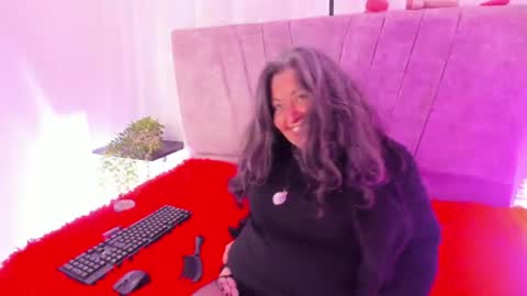 victoriaa_anderson_ online show from 05-11-26, 03:51