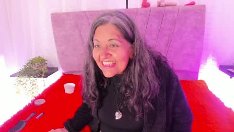 victoriaa_anderson_ online show from 05-11-26, 04:04