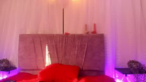 victoriaa_anderson_ online show from 06-11-26, 12:47