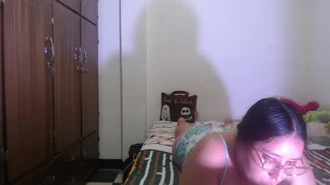 Snapshot of victoriaa_silva chatting on 05-22-26, 08:53 Victoria Silva online show from 05-22-26, 08:53