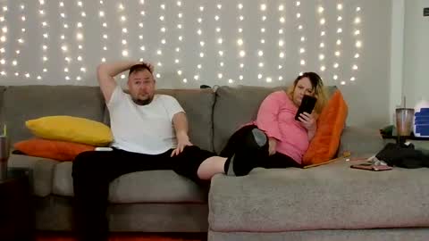 Snapshot of victoriaandjesse chatting on 12-07-24, 03:14 Victoria and Jesse online show from 12-07-24, 03:14