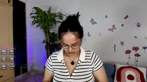 Victoria online show from 05-09-26, 09:58
