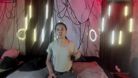 Victoria  online show from 11-01-25, 08:11