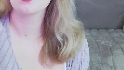 Snapshot of victoriafalls chatting on 12-21-24, 02:15 Miss V online show from 12-21-24, 02:15