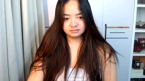 Snapshot of victoriaharper2 chatting on 05-02-26, 05:23 Victoria Harper online show from 05-02-26, 05:23