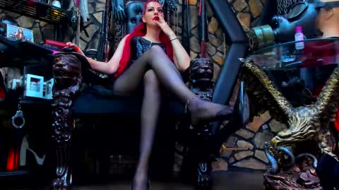 Victoria Heller online show from 09-21-25, 07:10