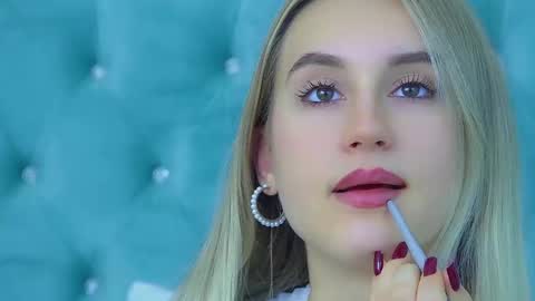 Victoria online show from 10-05-25, 06:34