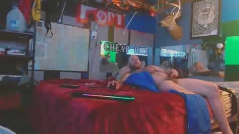 victoriajohn online show from 11-25-25, 09:37