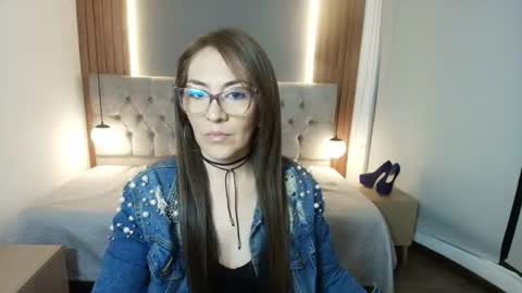 V I C T O R I A online show from 07-24-26, 12:03