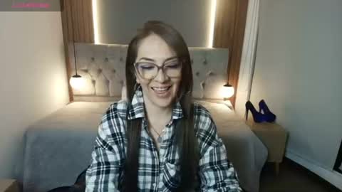 V I C T O R I A online show from 07-30-26, 12:04
