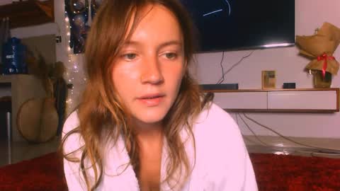 Eva and Victor online show from 04-08-26, 02:17