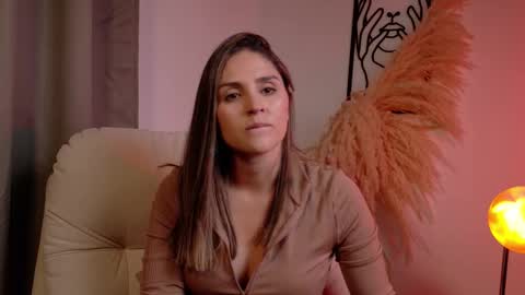 VictoriaNova online show from 02-25-26, 07:12