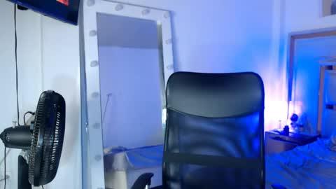 ONLYFANS  online show from 06-25-26, 02:33