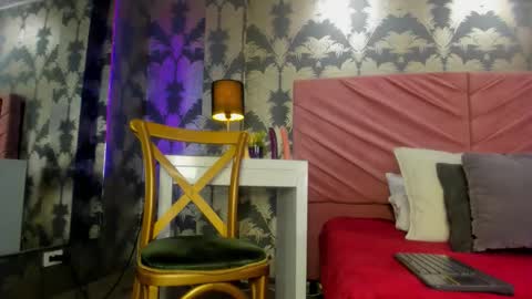 victoriaqueen_fg_ online show from 11-13-25, 12:48