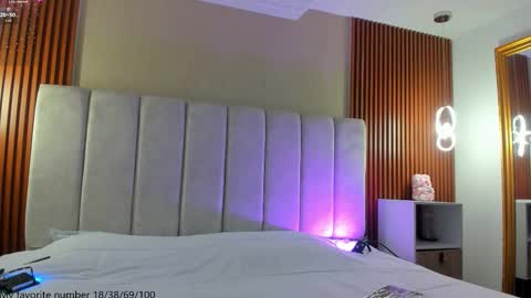 Maria Victoria online show from 11-14-25, 12:04