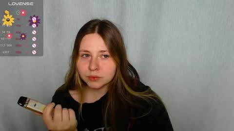 victoriassecrets_ online show from 10-27-25, 02:21