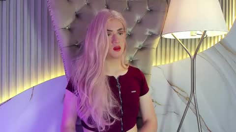 Snapshot of victoriastrom_ chatting on 05-23-26, 02:21 victoriastrom online show from 05-23-26, 02:21