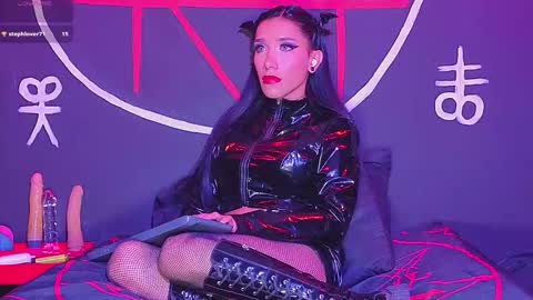 Snapshot of victoriavampire666 chatting on 09-21-25, 10:06 Victoria Vampire online show from 09-21-25, 10:06