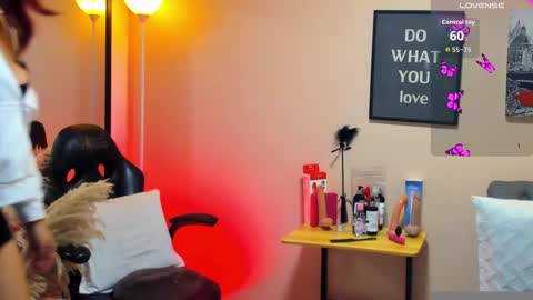 Victoriazans online show from 03-15-26, 02:50