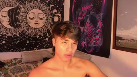 Snapshot of victorino_jhonson chatting on 12-10-24, 06:06 Victorino Jhonson online show from 12-10-24, 06:06