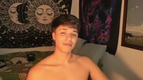 Snapshot of victorino_jhonson chatting on 01-03-25, 02:43 Victorino Jhonson online show from 01-03-25, 02:43