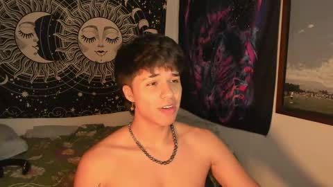 Snapshot of victorino_jhonson chatting on 01-08-25, 03:19 Victorino Jhonson online show from 01-08-25, 03:19